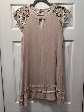 ALTARD STATE TAN LACE CAP SLEEVE COQUETTE DRESS - Size Medium SKU:41
